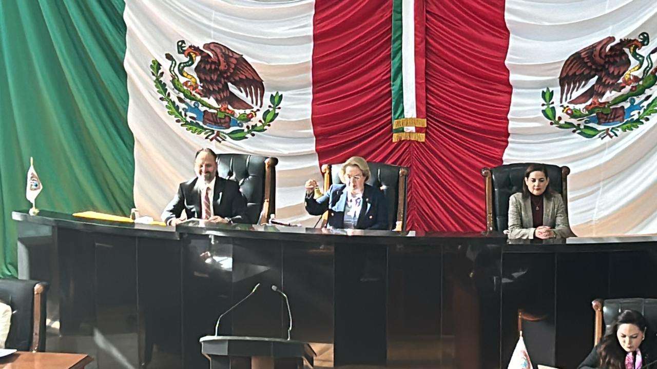 Entrega Secretario General la glosa del Segundo Informe de Gobierno ...