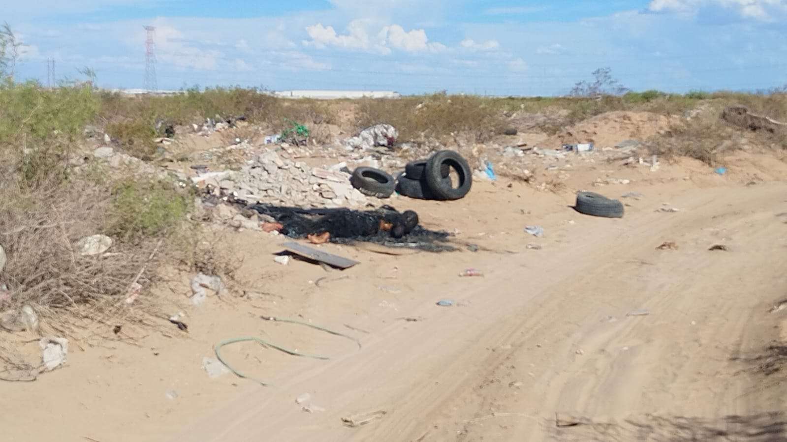 Localizan un cadáver calcinado