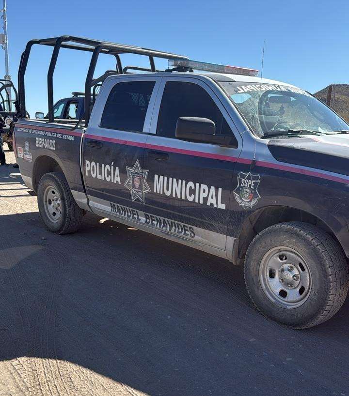 [Policías al “chilazo” en Manuel Benavides]
