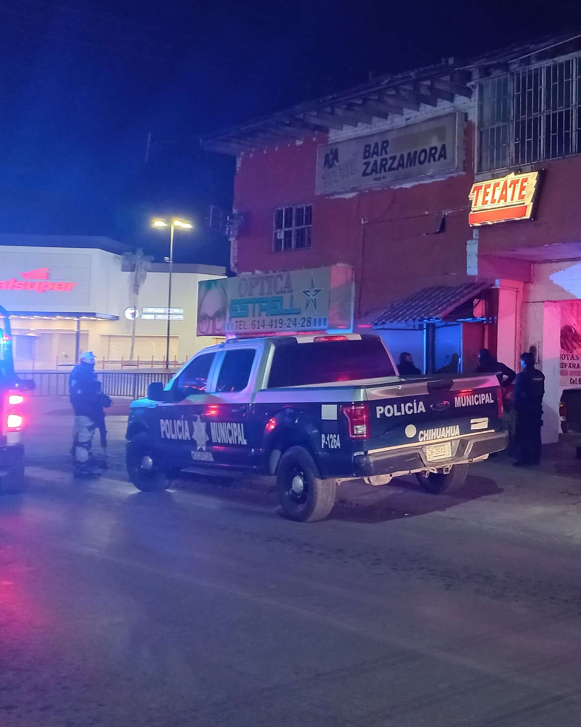 Levantan a uno después de salir del bar Zarzamora