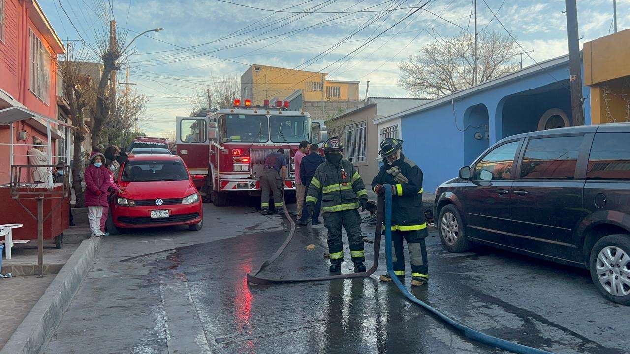 Alertan por incendio en vivienda de la colonia Industrial | La Opción ...