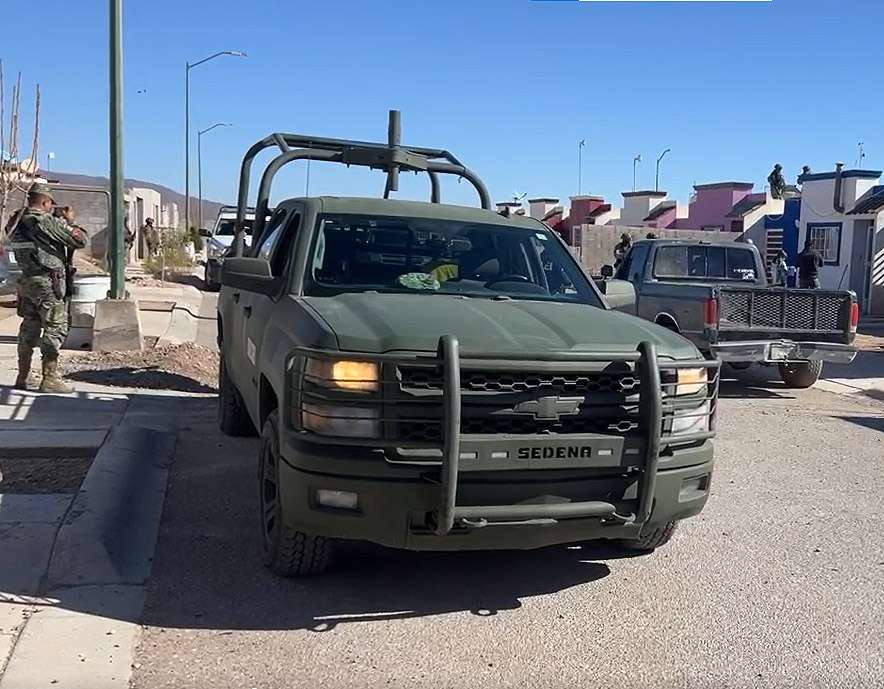 Catean soldados y policías casa en fraccionamiento de Aldama