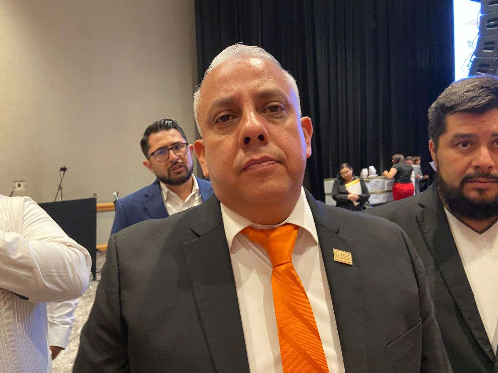 Respalda Sección 8 del Snte a maestra Julia Enríquez