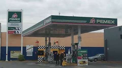 Alertan sobre largas filas por escasez de gasolina