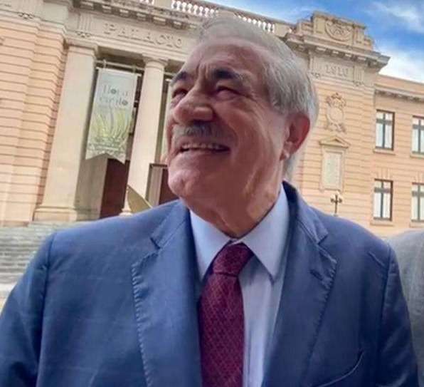 Pide Patricio Martínez conciliación por conflicto de la Puerta de Chihuahua