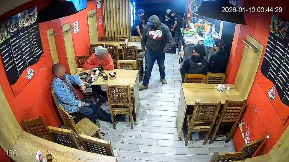 Deja asalto a taquería deja un cliente muerto y otro herido