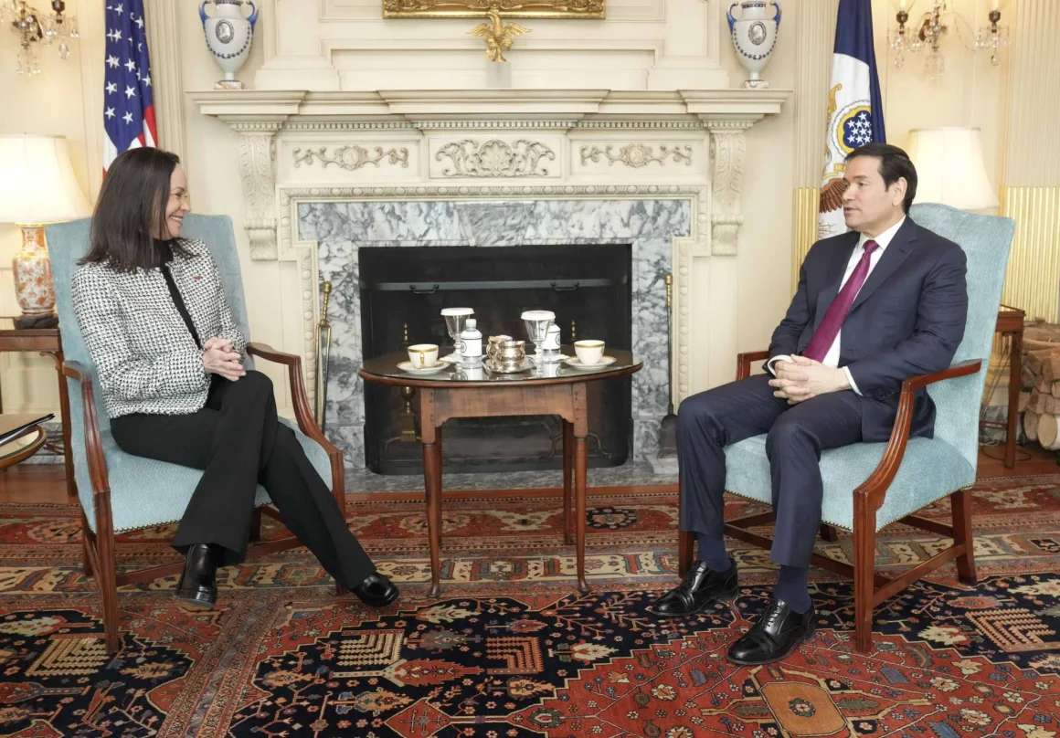 Se reúne Machado con Rubio en Washington 