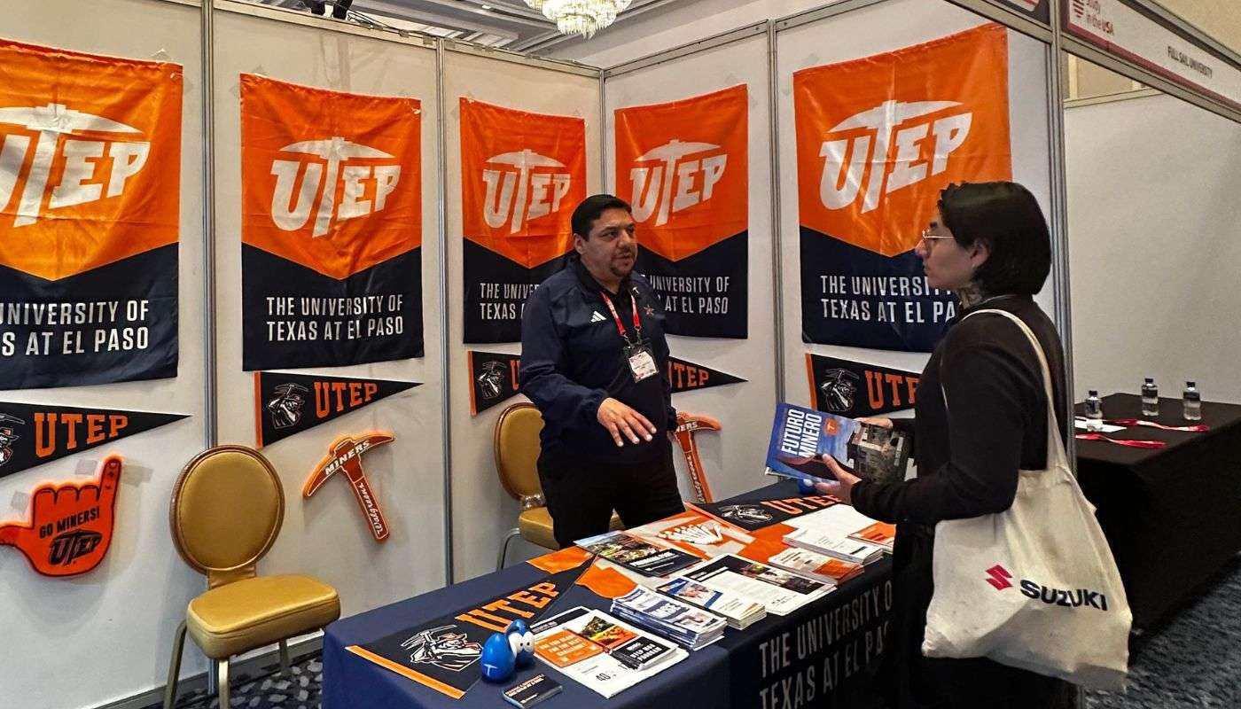 Invitan a conocer oferta educativa en UTEP