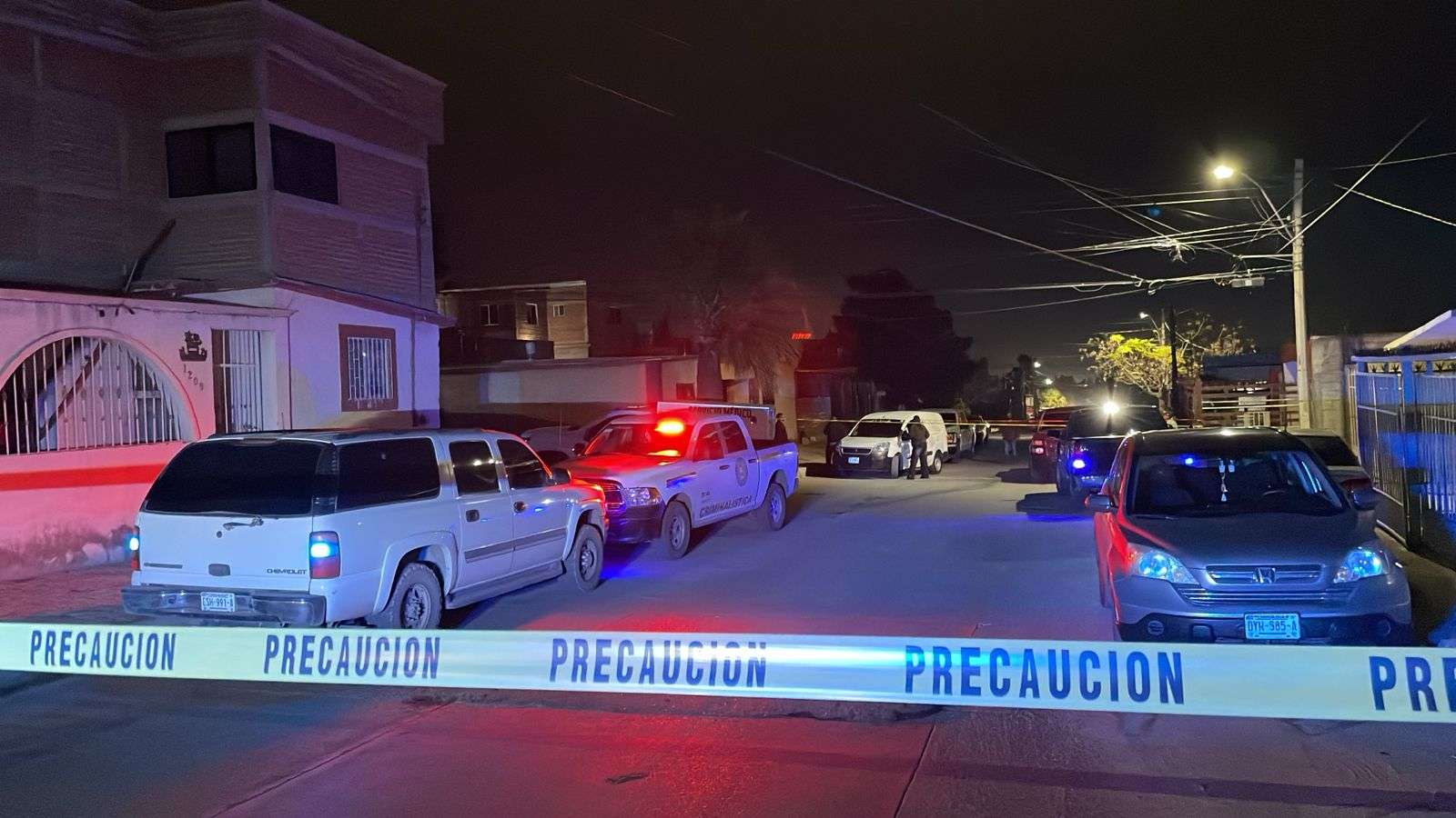 Ejecutan a uno; lo hallan en el baño de una casa en Las Adelitas