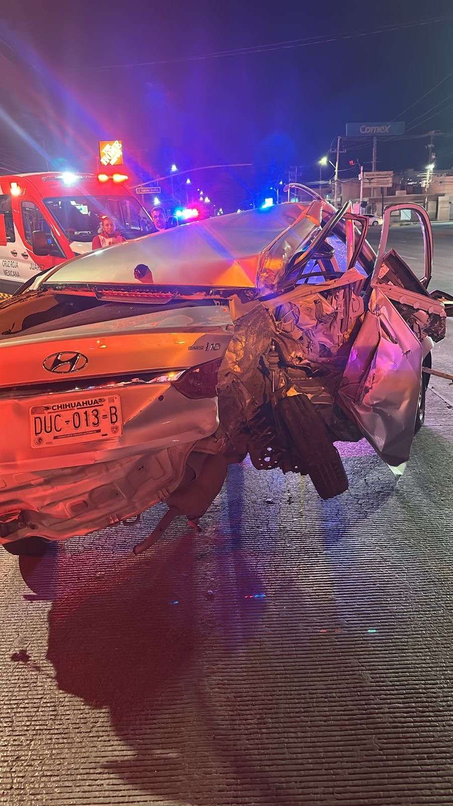 Choque en López Mateos y Simona Barba deja dos lesionados