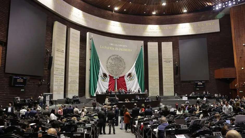 Aprueban diputados fin a pensiones doradas


