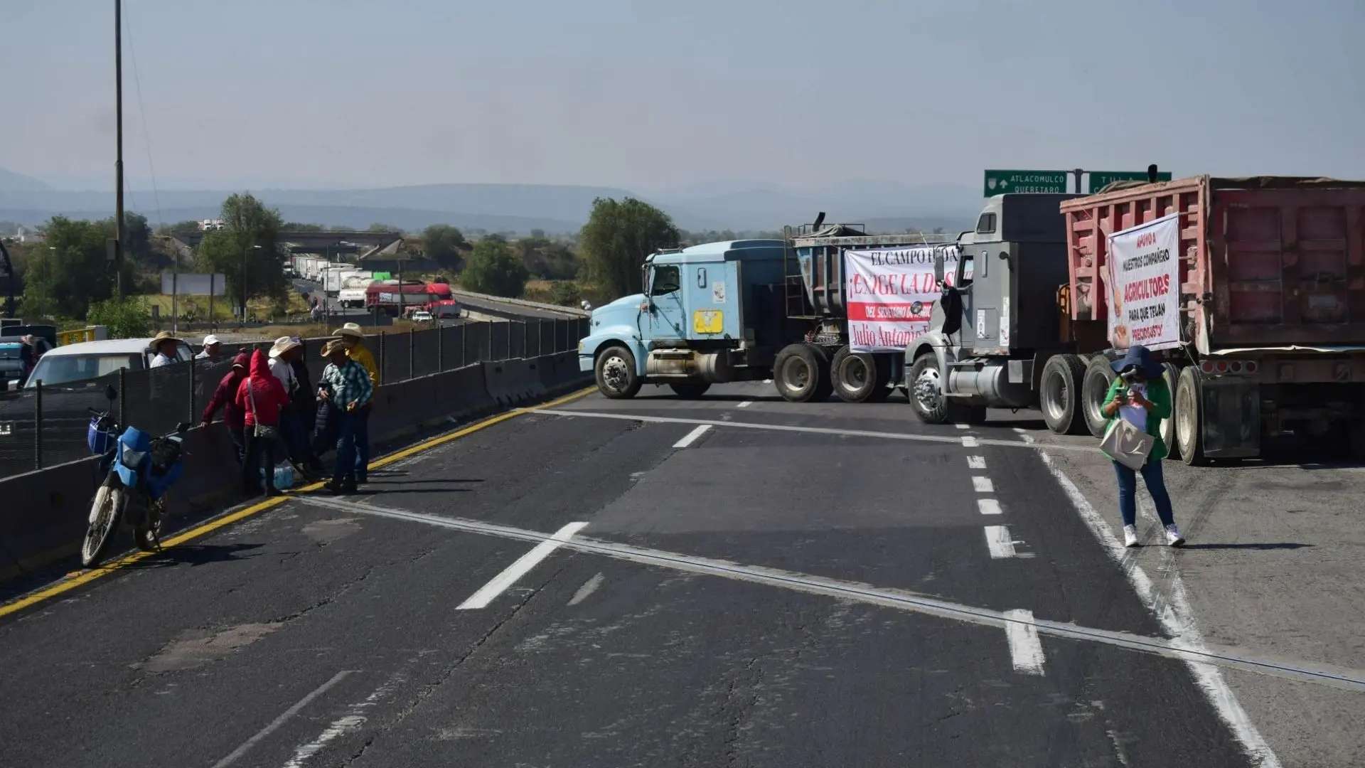 Asegura Segob que no hay razón para bloqueos de transportistas