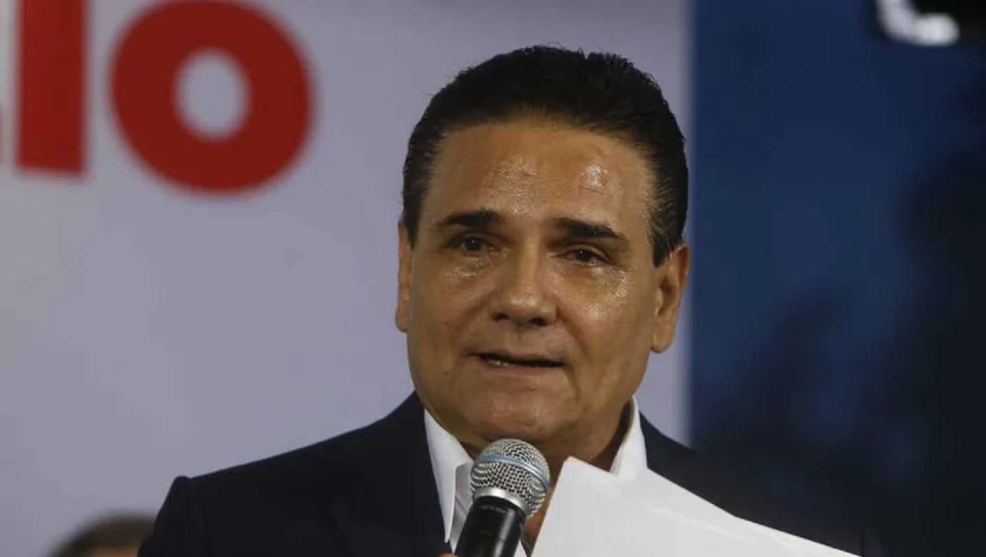 Afirma gobernador de Michoacán que Silvano Aureoles huyó del país 