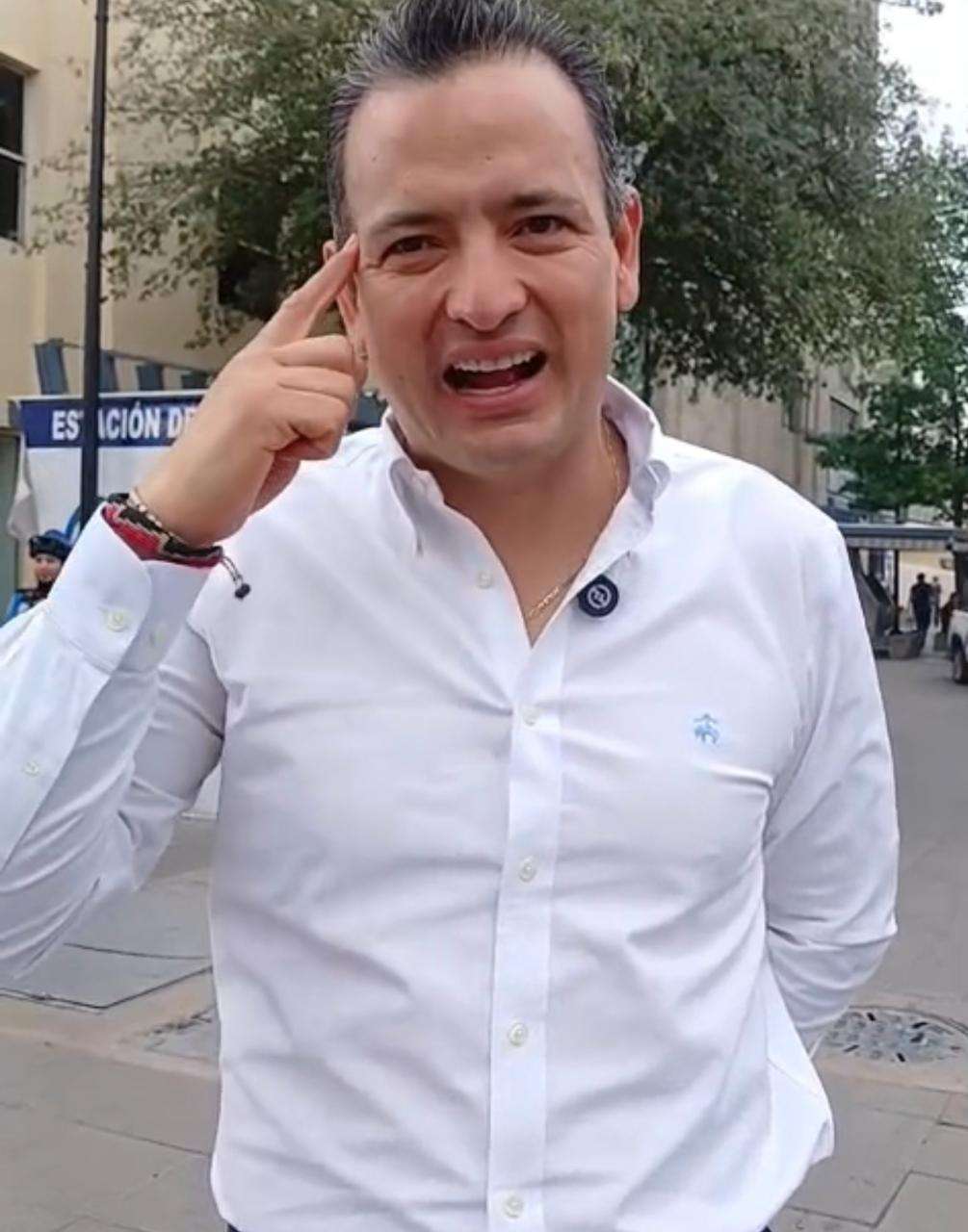 Llama Marco Bonilla a niñas y niños a perseguir sus sueños