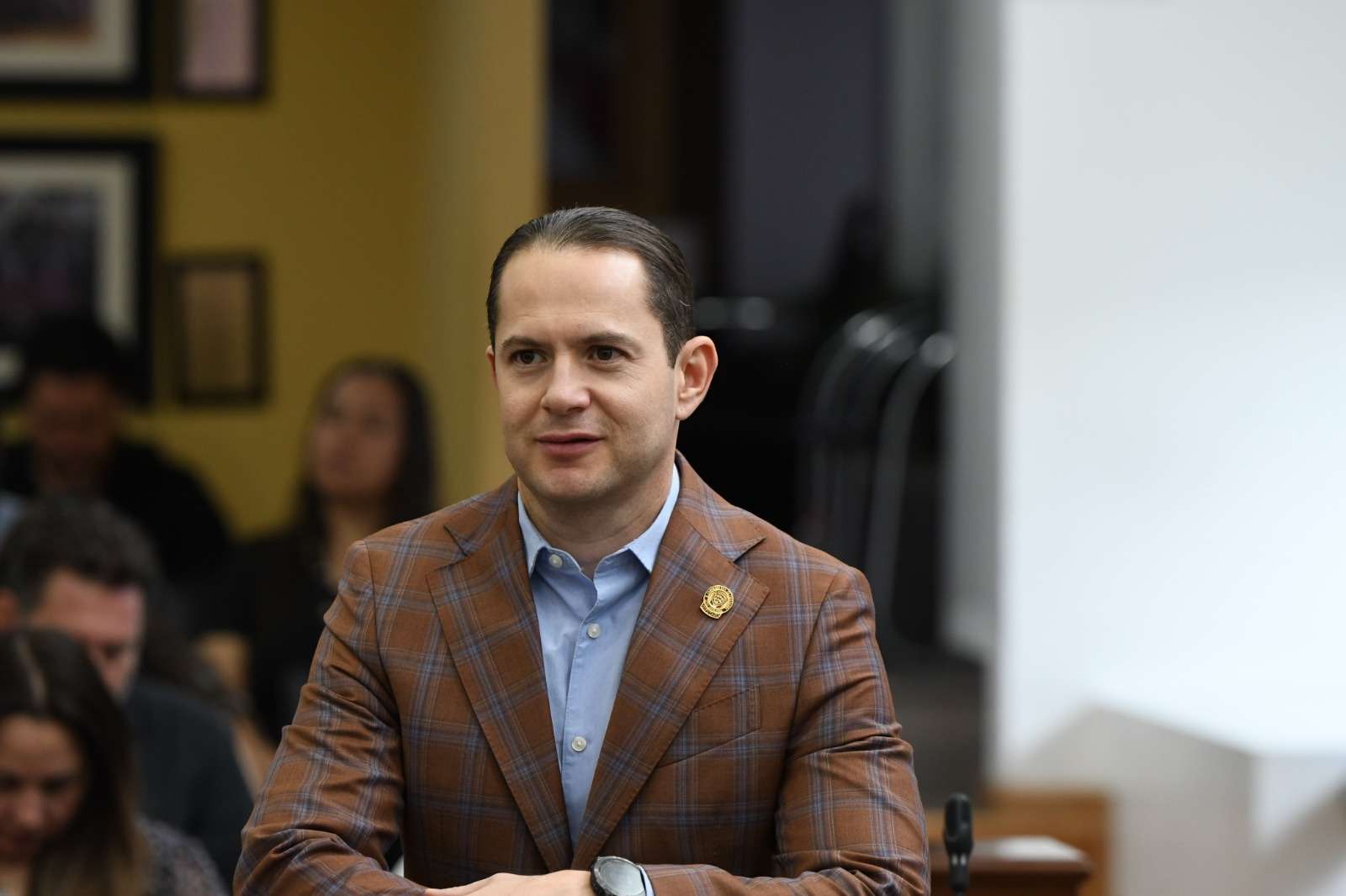 Señala Diputado que Morena es el partido más multado por el INE