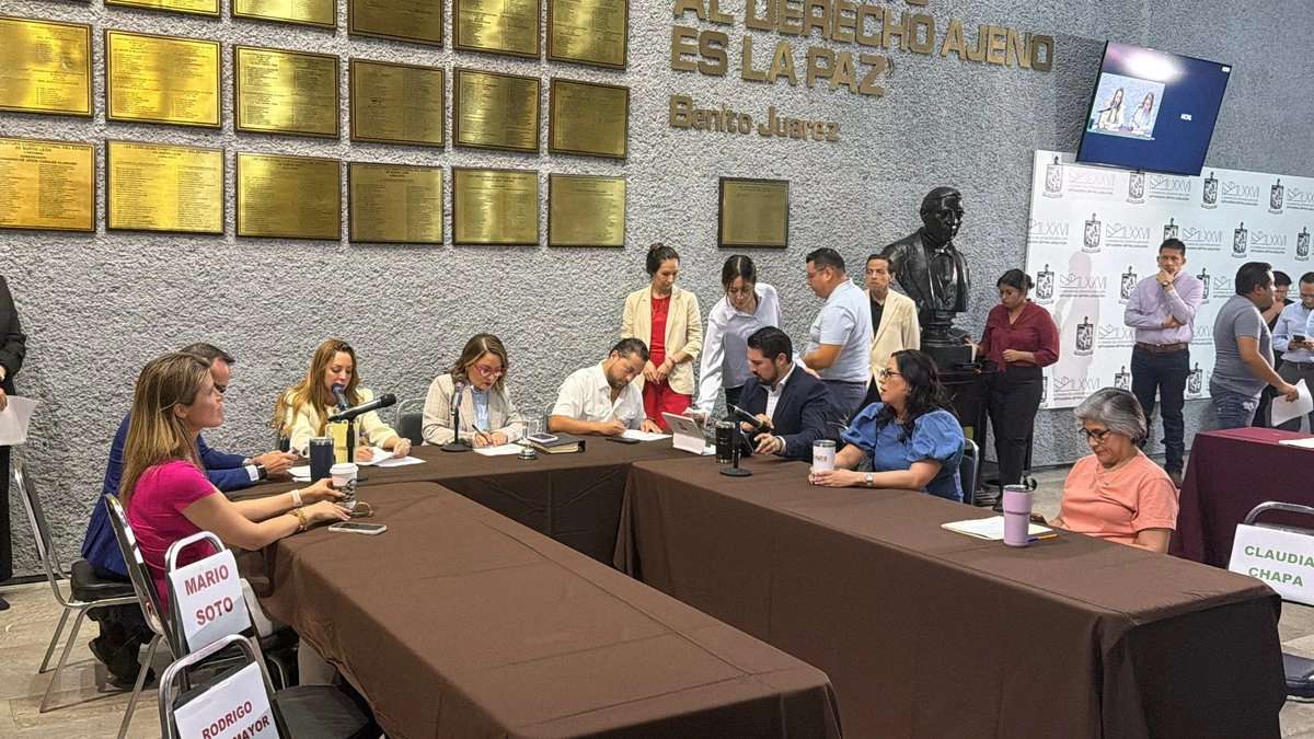 Aprueba Comisión de Nuevo León juicio político contra Samuel García