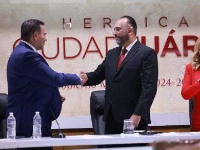 Deja Cruz la alcaldía entre respaldo político y la mira puesta en Chihuahua 