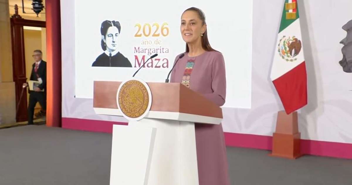 Celebra Sheinbaum su cumpleaños 64 y la reciben con las Mañanitas
