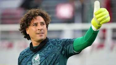 Me voy con la cabeza en alto: Memo Ochoa