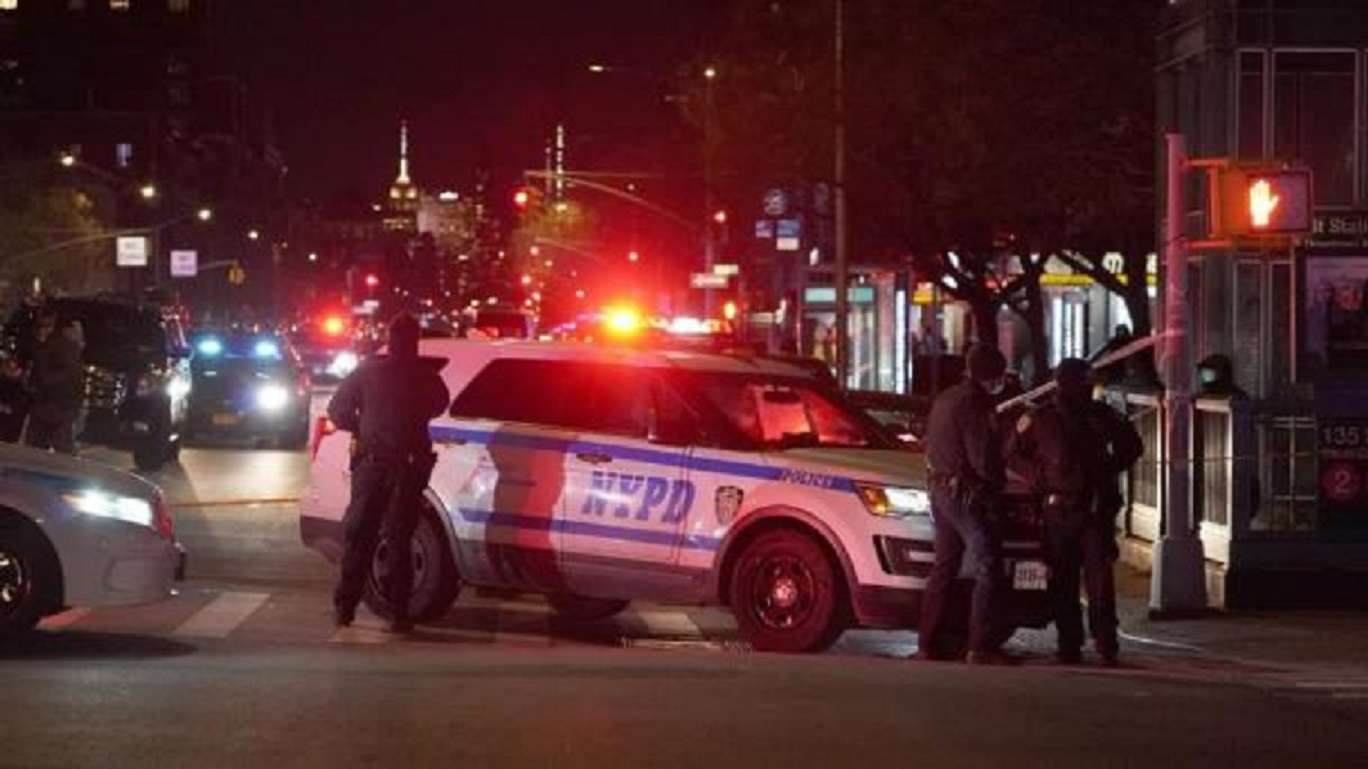 Deja tiroteo 8 heridos durante festejo del 4 de Julio en Nueva York