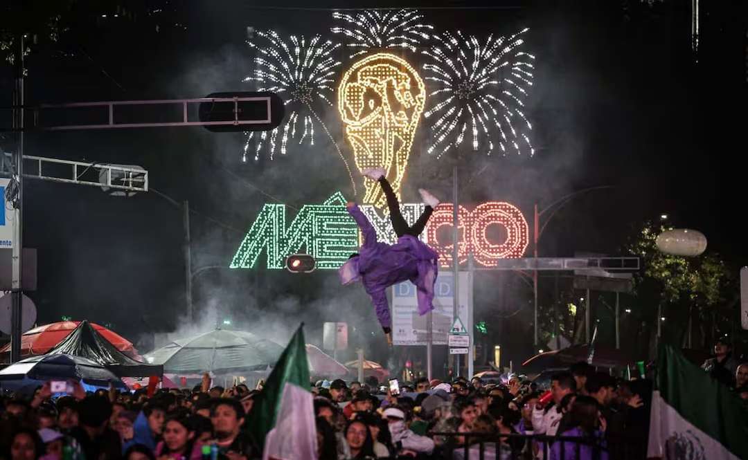 Emite EU alerta por aglomeraciones previo al partido México vs Inglaterra 