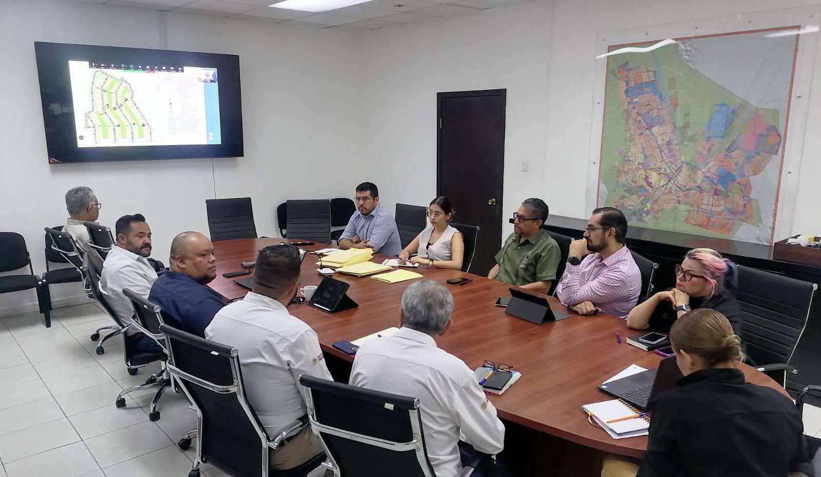 Presentan proyecto de vivienda Infonavit ante Dirección de Desarrollo Urbano y Ecología

