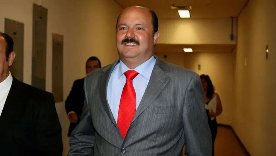 Atrae Scjn amparos de César Duarte; podría enfrentar nuevos cargos
