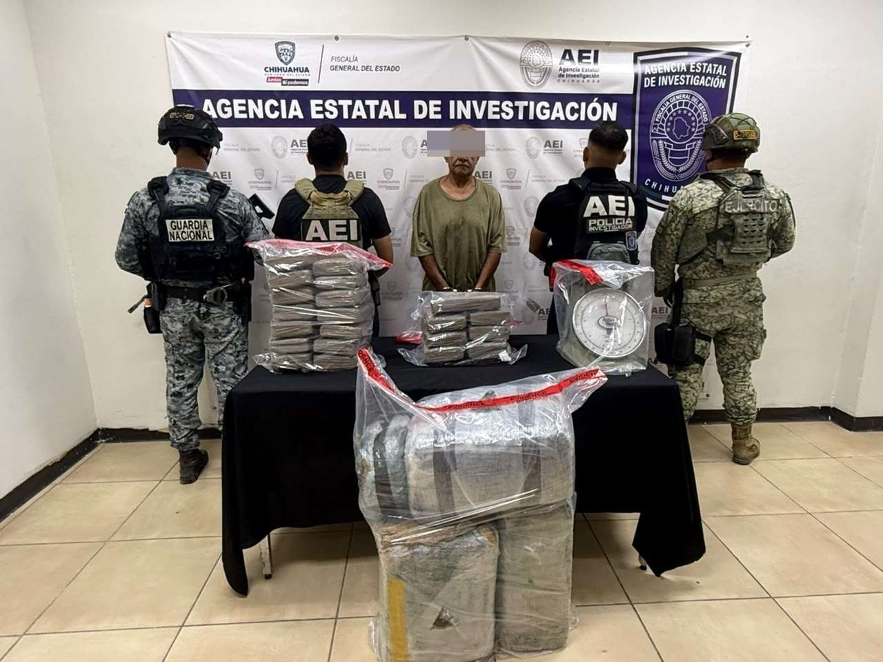 Incautan 53 kilos de marihuana y arrestan a un hombre durante cateo