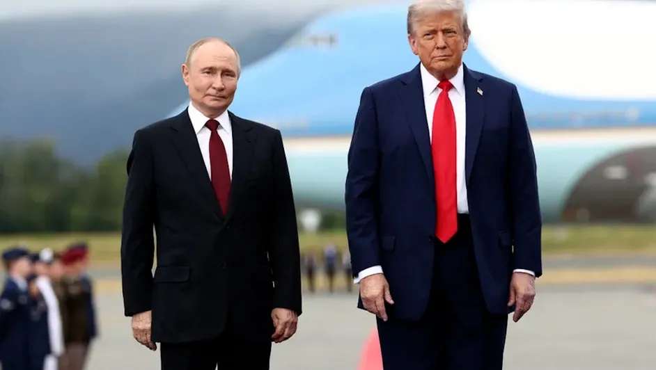 Pide Trump a Putin poner fin a la guerra en Ucrania