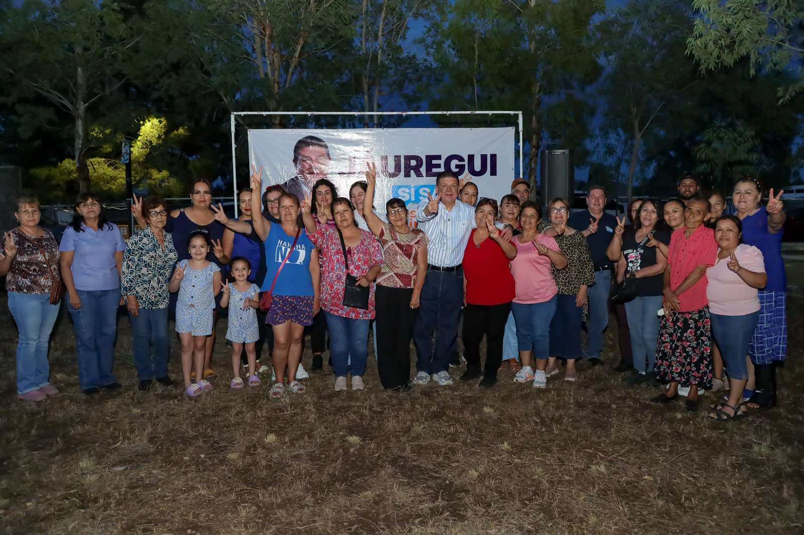 Lleva César Jáuregui recorrido de escucha hasta Ejido Sacramento